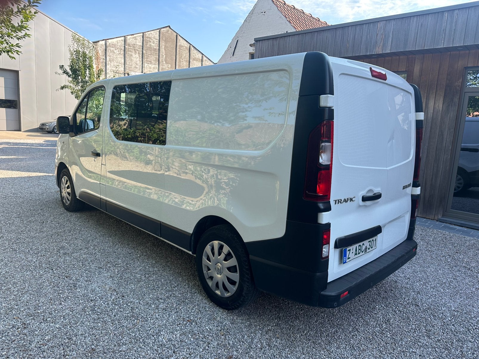 Trafic 6 place utilitaire, Bluetooth, Achat, Euro 6, Entreprise