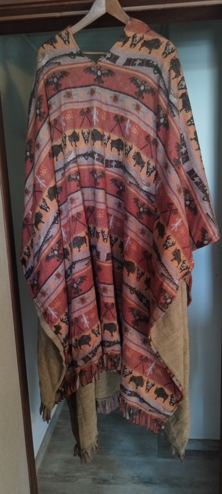 Ponshow indian style., Kleding | Dames, Overige Dameskleding, Ophalen, Gedragen