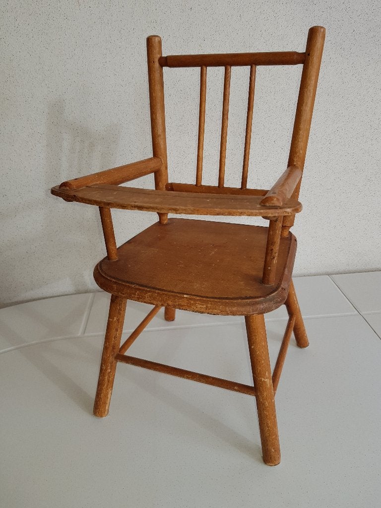 Vintage poppenstoel, Kinderen en Baby's, Speelgoed | Houten speelgoed, Ophalen, Gebruikt, Meubelstuk of Keukentje