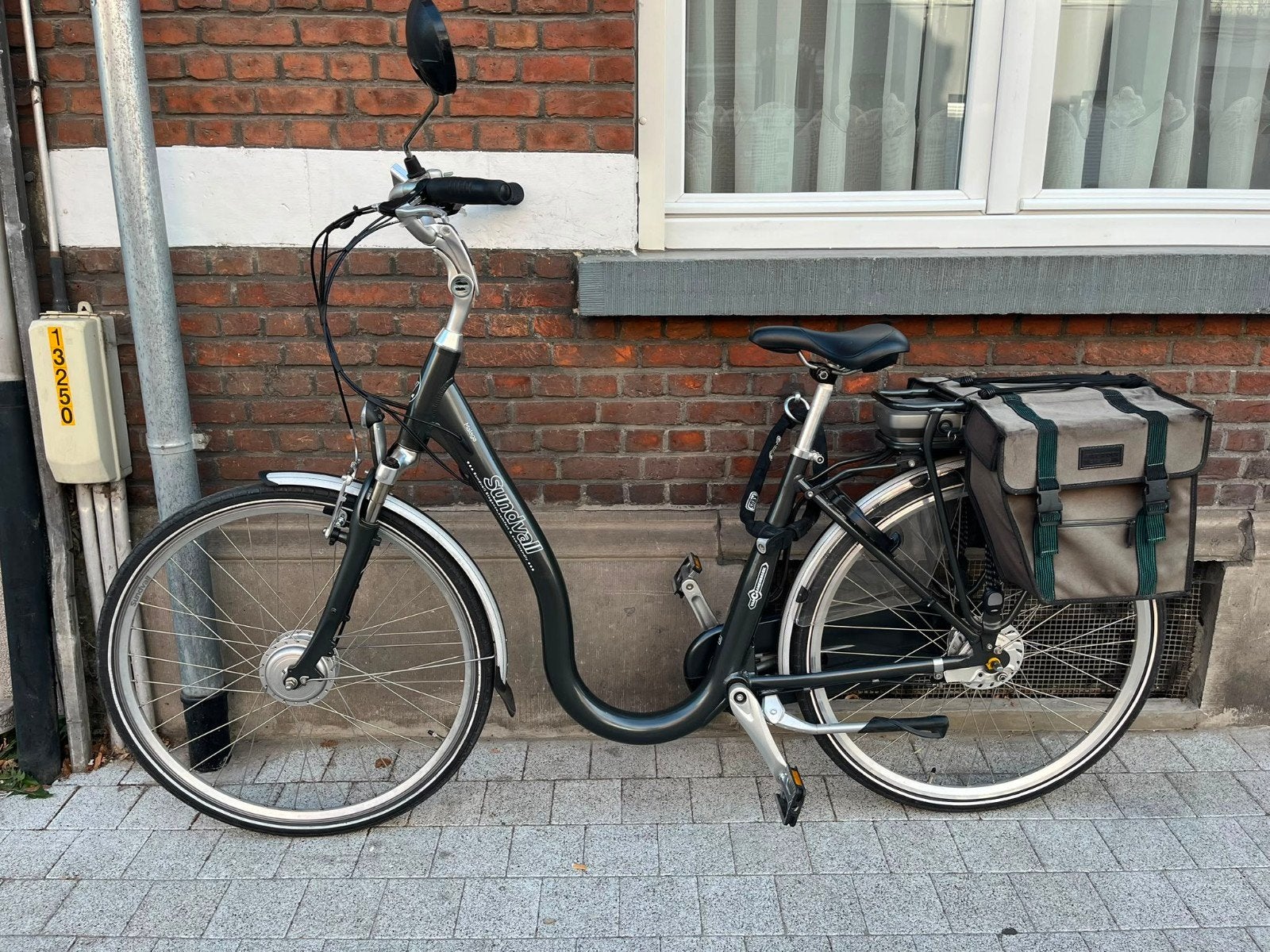 Sundvall Malaga E-bike – Comfortabele Elektrische Fiets., Fietsen en Brommers, Elektrische fietsen, Gebruikt, 47 tot 51 cm, 30 tot 50 km per accu