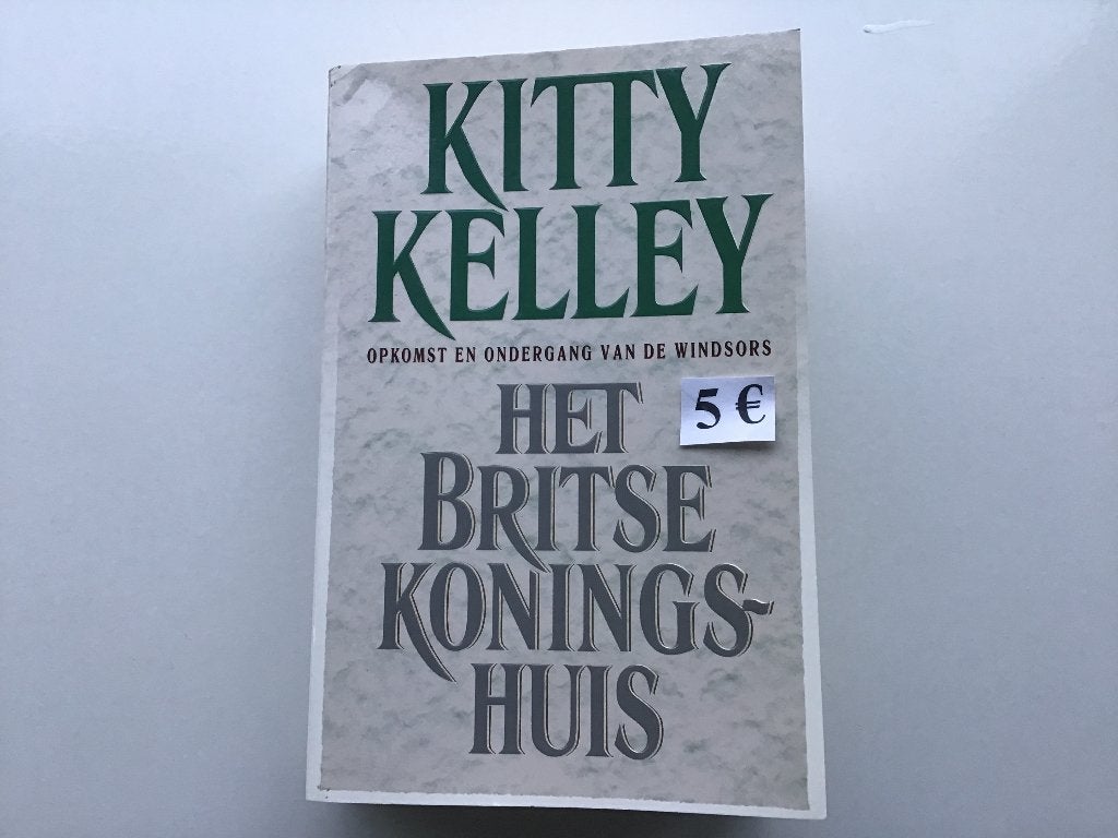 Het Britse Koningshuis opkomst en ondergang van de Windsors, Ophalen of Verzenden, Zo goed als nieuw