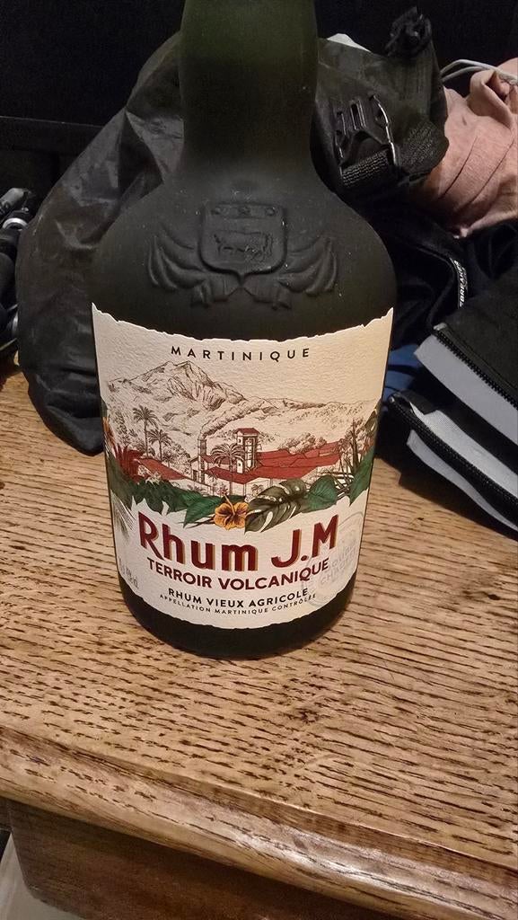 Rhum vieux agricole JM terroir volcanique Martinique, Enlèvement ou Envoi