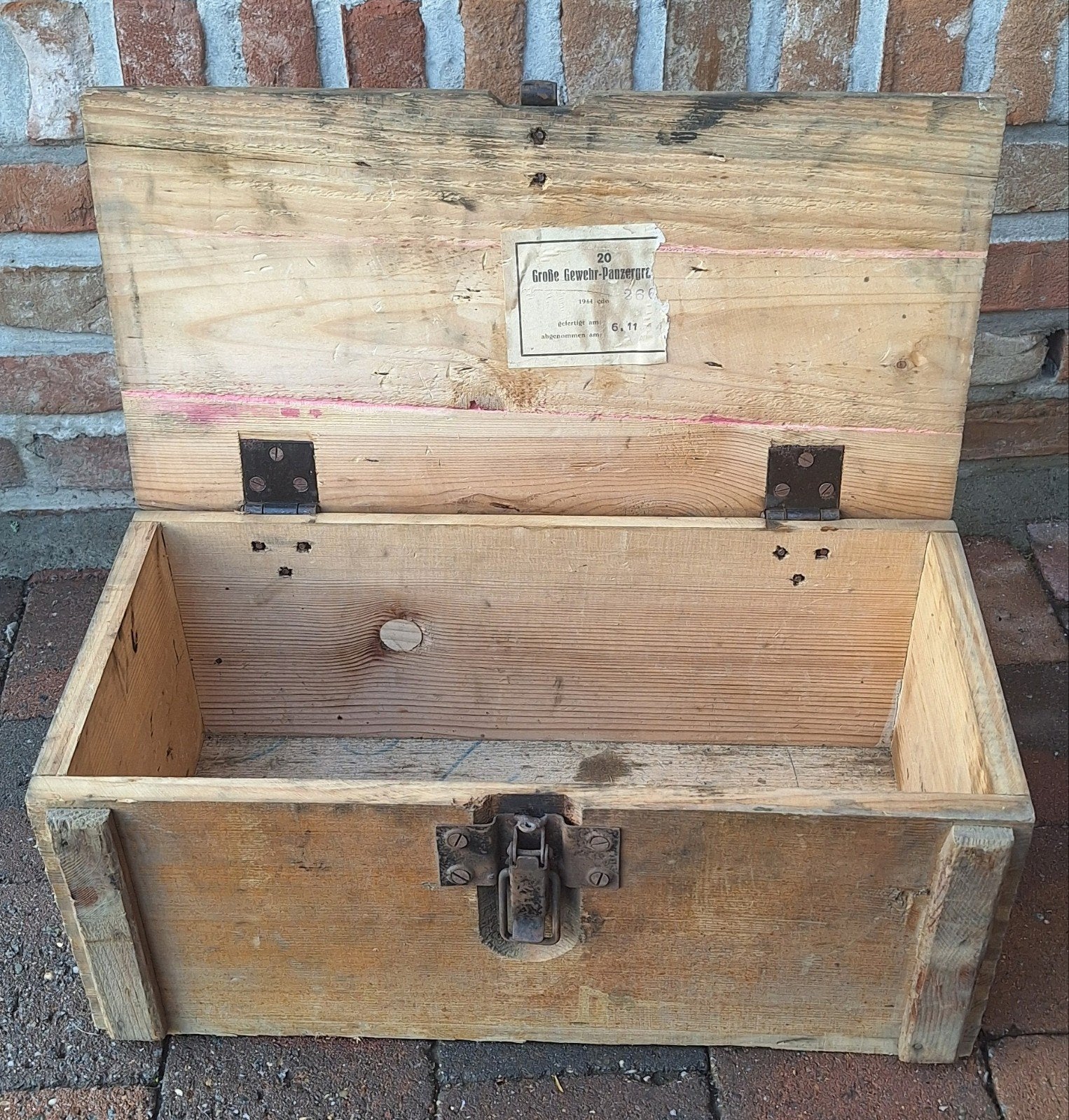 Caisse WH, Collections, Objets militaires | Seconde Guerre mondiale, Enlèvement