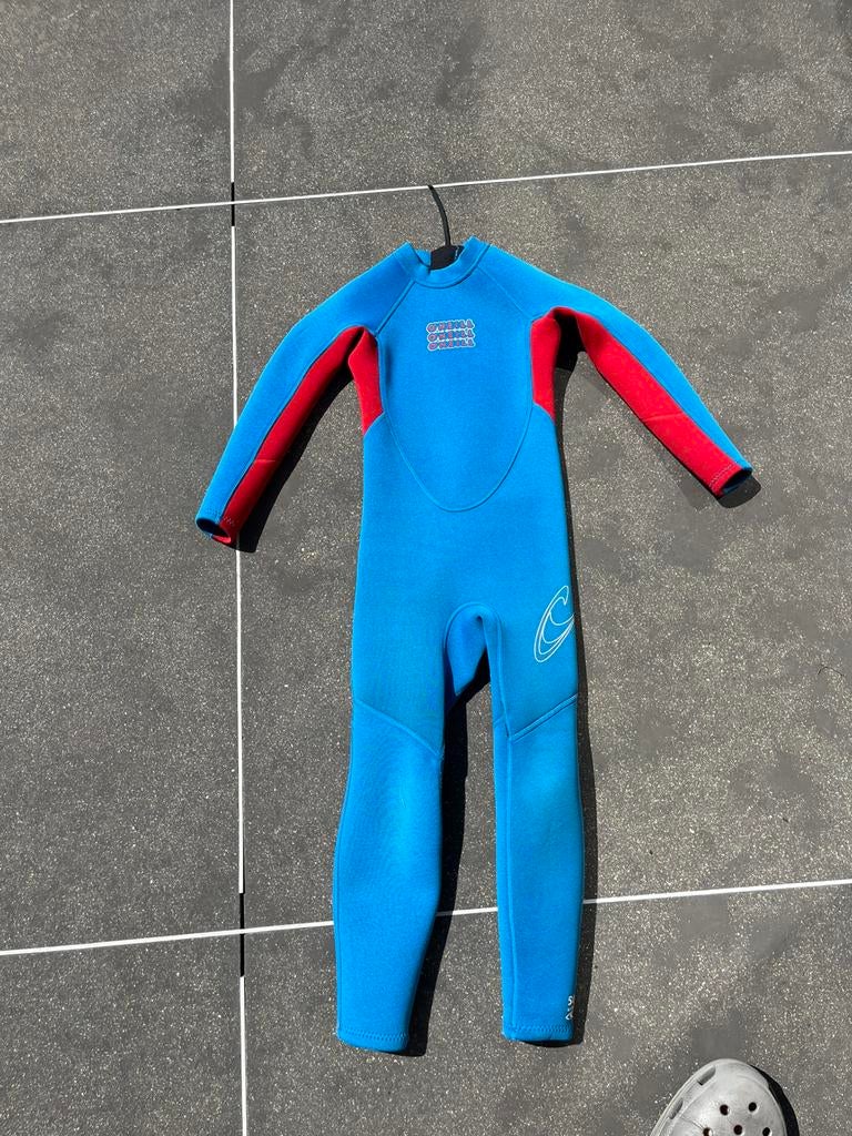 Surfpak 4-5 jaar Oneill, Watersport en Boten, Ophalen, Zo goed als nieuw, Kind