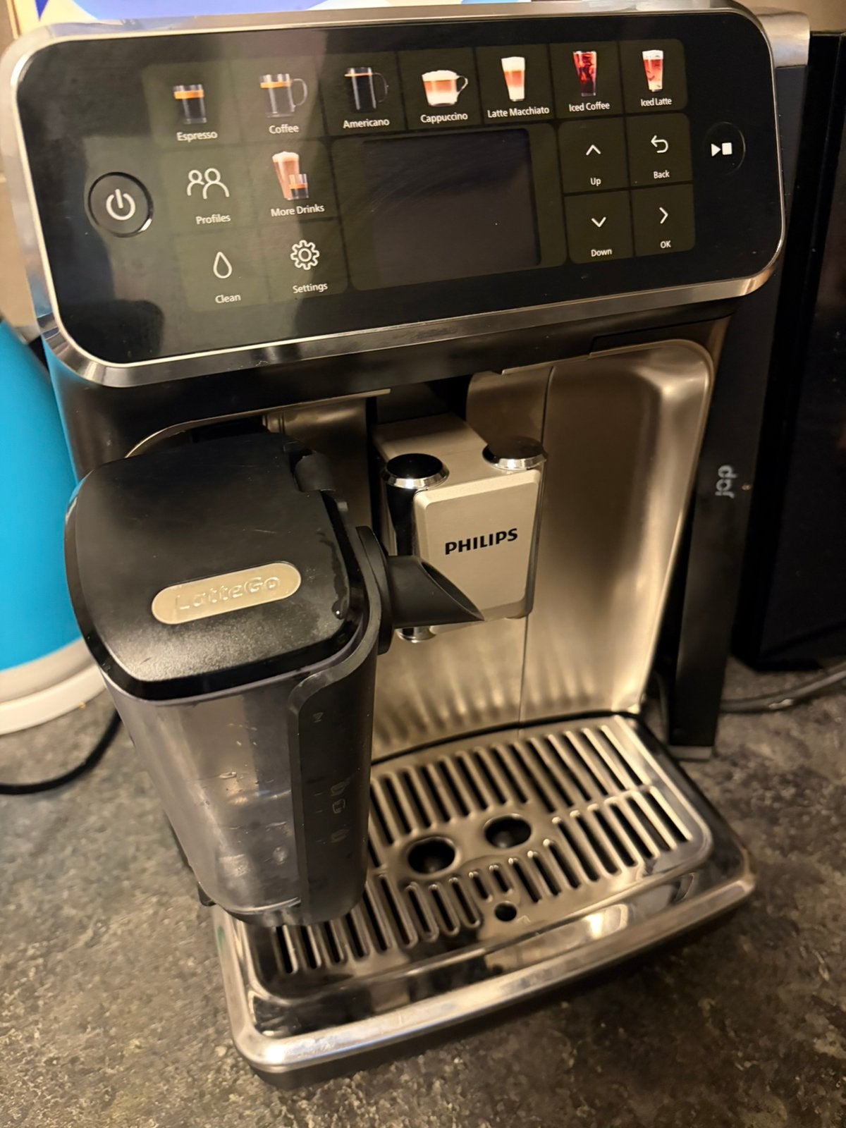 Philips Machine à Expresso  5500 EP5547/90 LatteGo, Electroménager, Cafetières, Enlèvement, Comme neuf