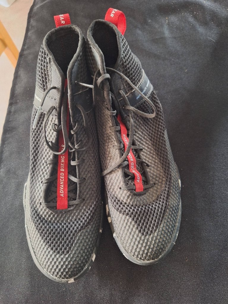 Chaussures de boxe T37, Enlèvement