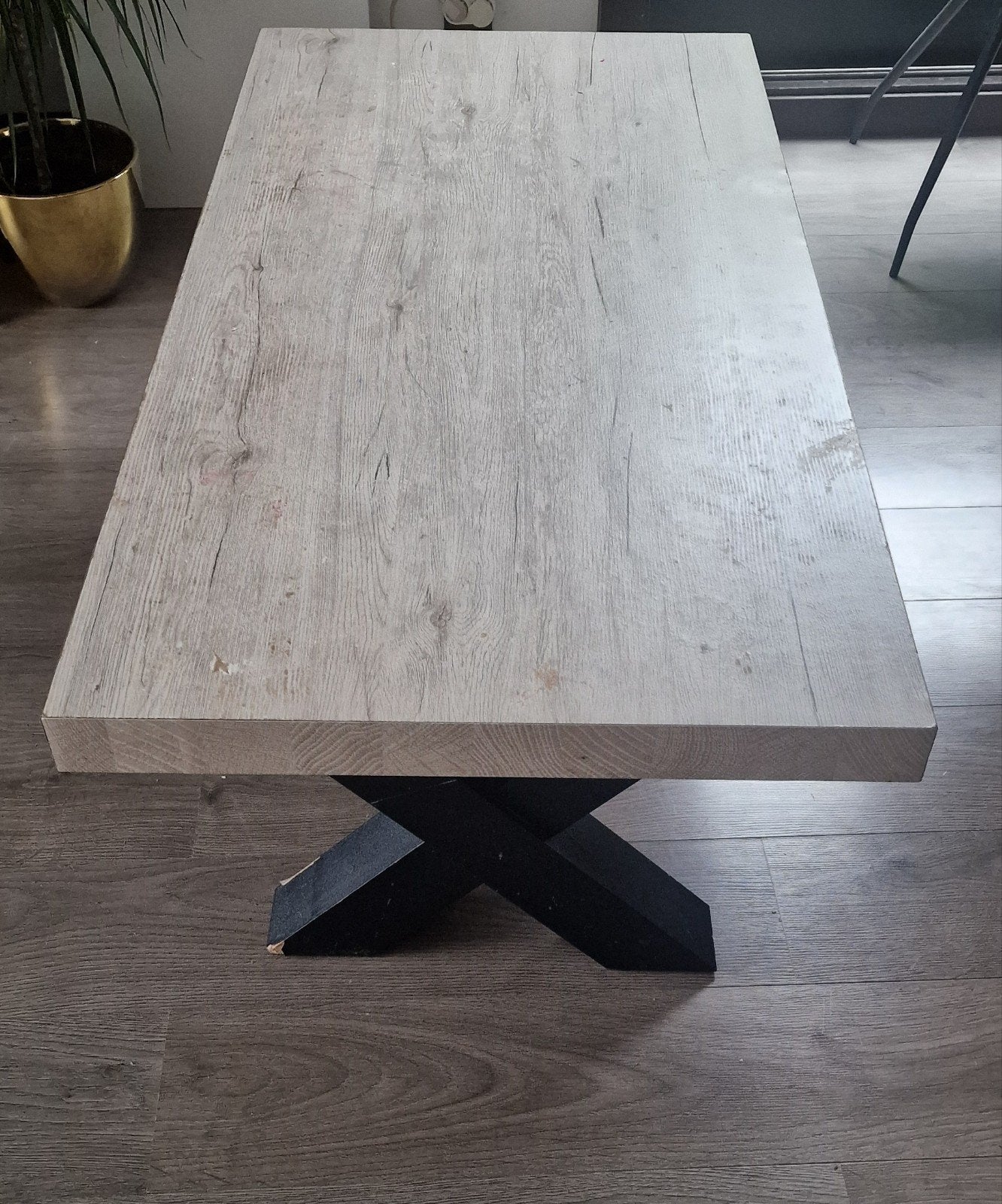 Gratis Salontafel, Ophalen