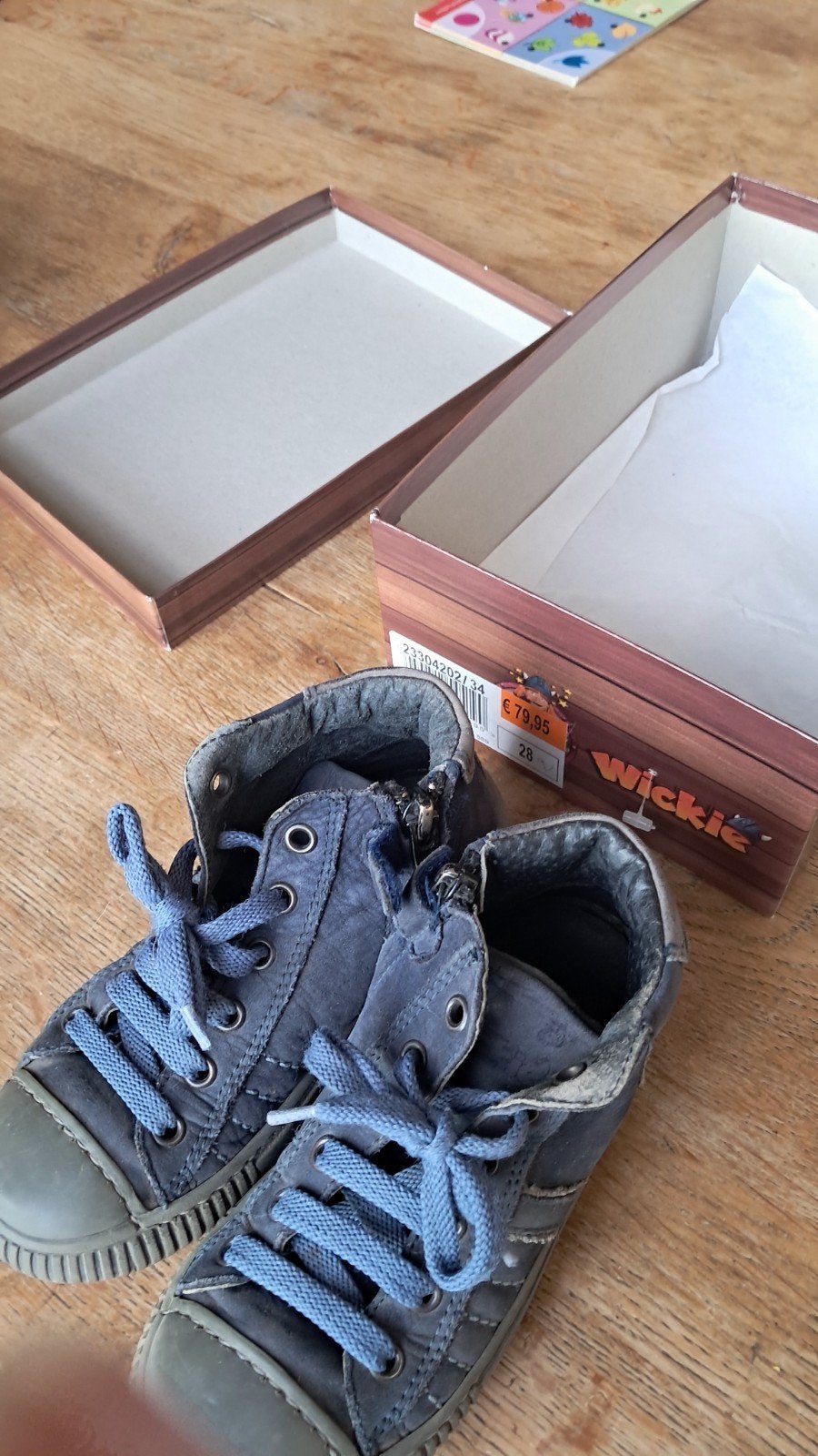 wickie maat 28, Kinderen en Baby's, Schoenen, Ophalen of Verzenden, Zo goed als nieuw, Jongen