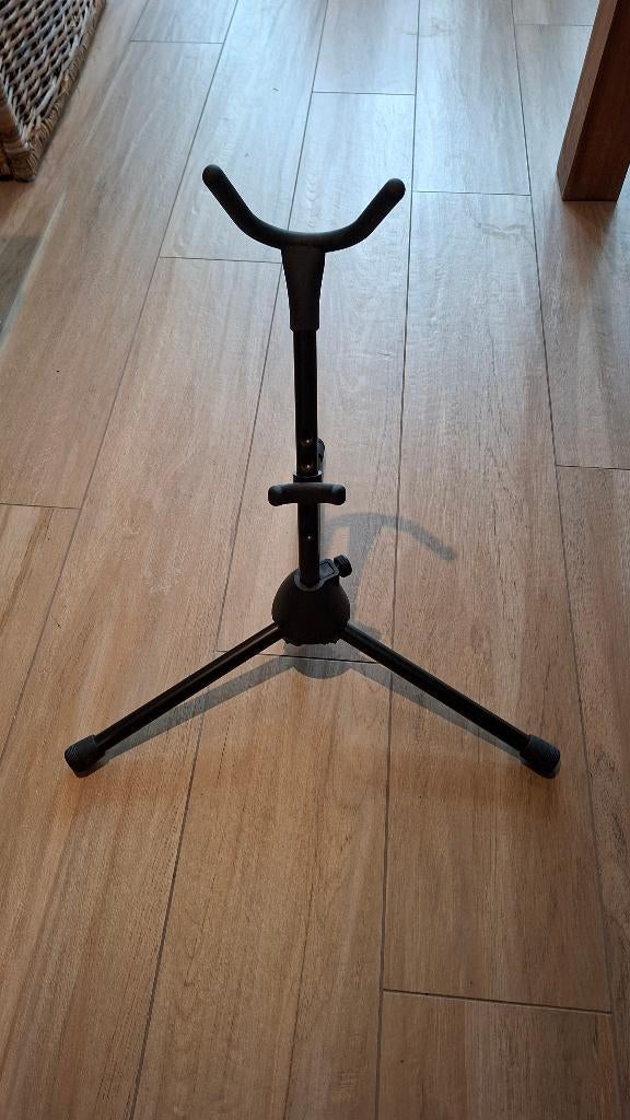 König & Meyer - Stand pour saxophone 14300, Musique & Instruments, Enlèvement ou Envoi, Neuf, Ténor