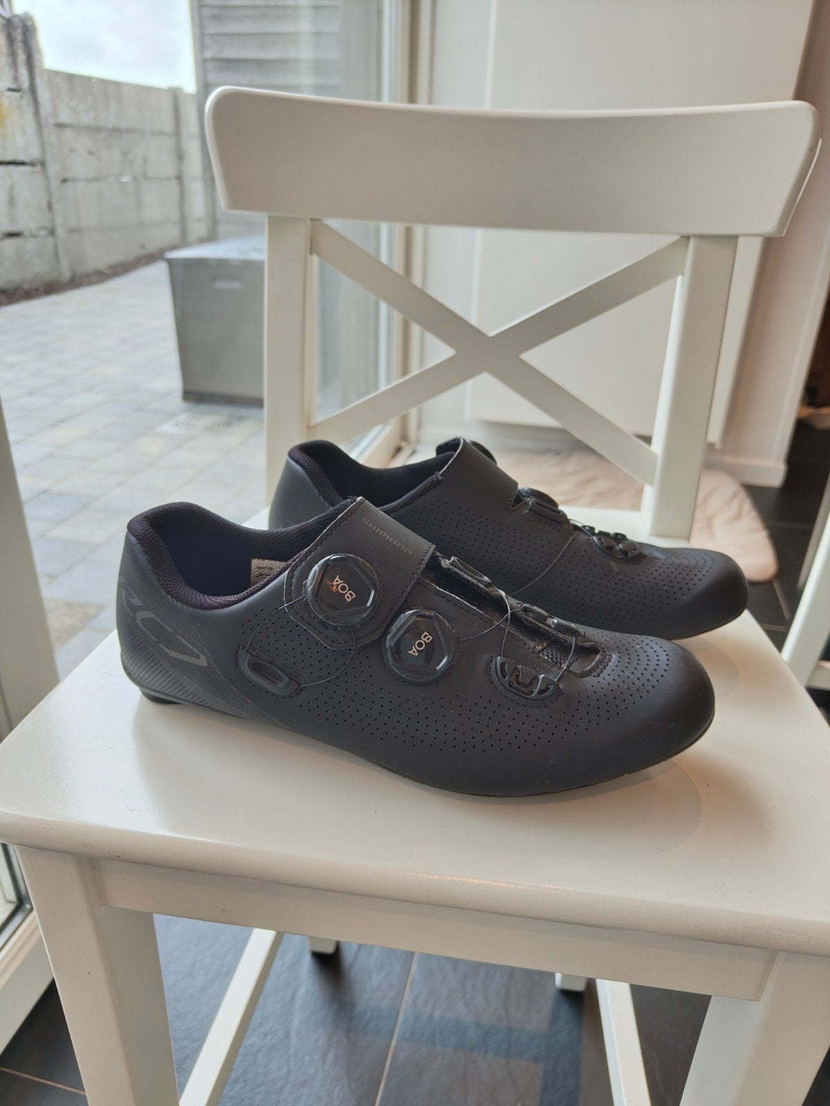 Shimano RC7 - Maat 43, Enlèvement