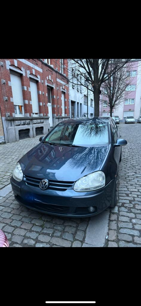 Golf V 170.000km essence euro 4, Autos, Volkswagen, Particulier, Golf, Airbags, Air conditionné, Bluetooth, Feux de virage, Verrouillage central