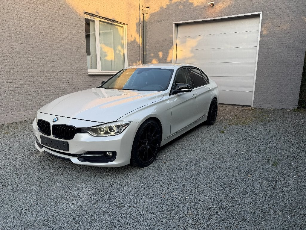 BMW 320D/F30 I DIESEL I Automaat I 225.000km, Auto's, Automaat, Achterwielaandrijving, 1995 cc, Zwart