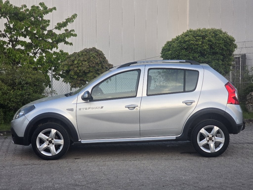 Dacia Sandero Stepway - 2010 - 1.6i - 107d km - AC/Gekeurd, Autos, Dacia, Entreprise, Boîte manuelle, 5 portes, 5 places