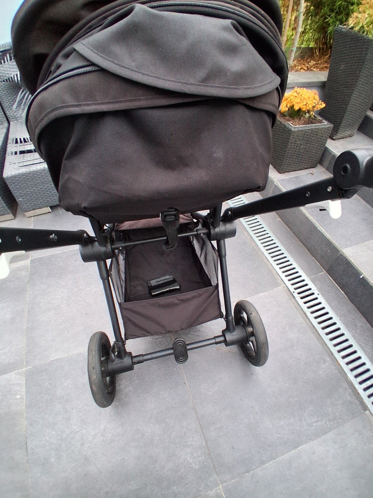 poussette Cybex EOS avec assise, Enfants & Bébés, Enlèvement