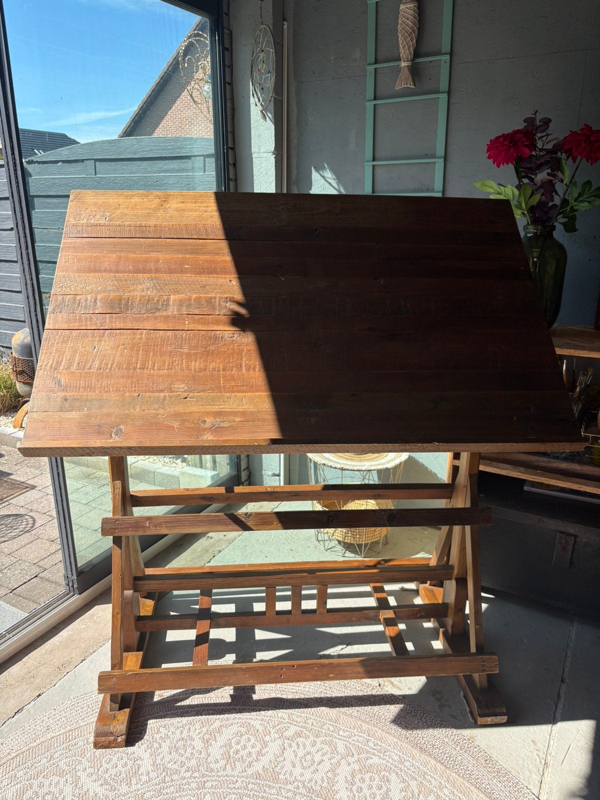 Hoge tafel massief hout, Ophalen