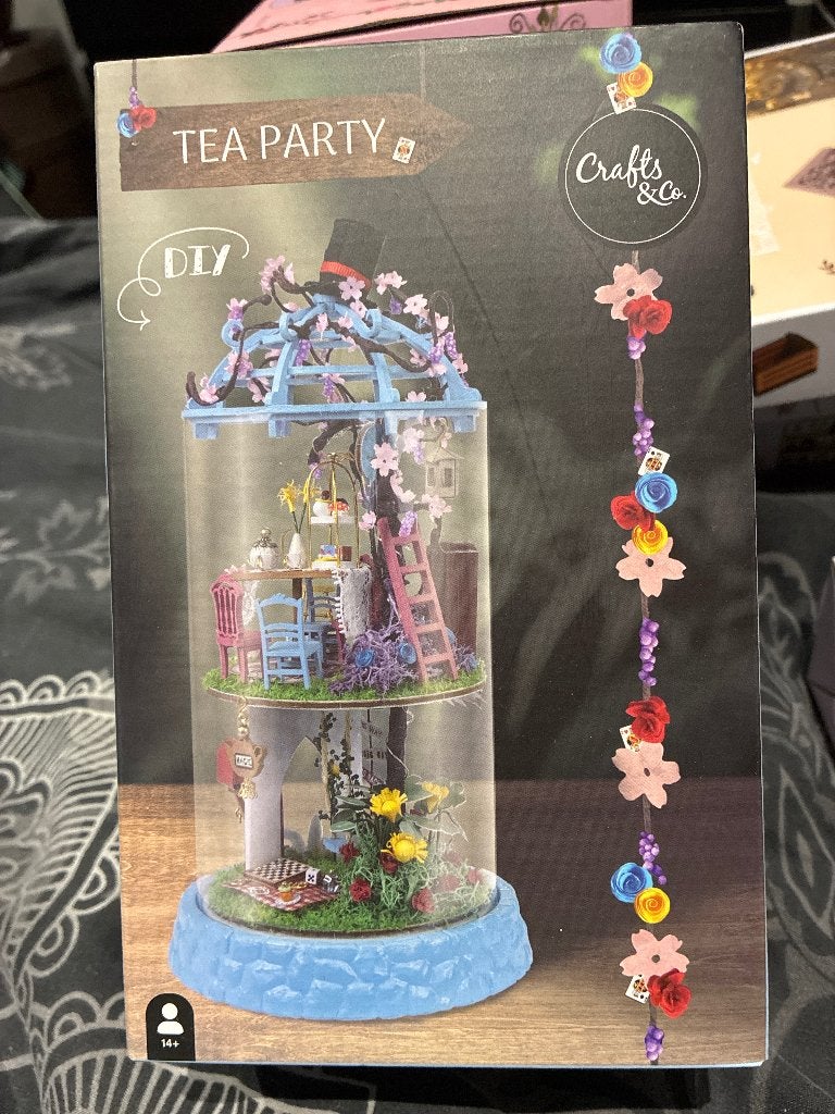 DIY miniatuurhuisje, Tea Party, crafts & co, Ophalen of Verzenden, Nieuw, Knutselset, Overige merken