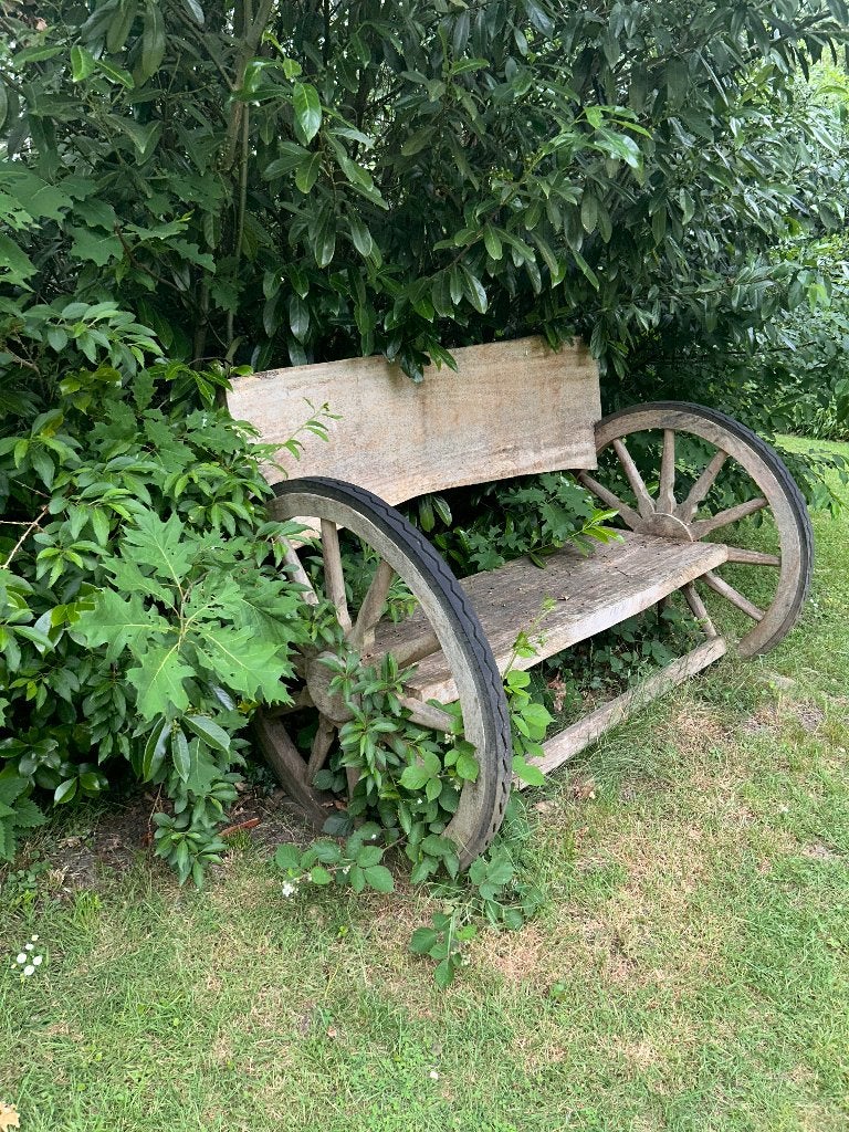 Rustieke tuinbank met authentieke wagenwielen, Ophalen, Gebruikt, Hout