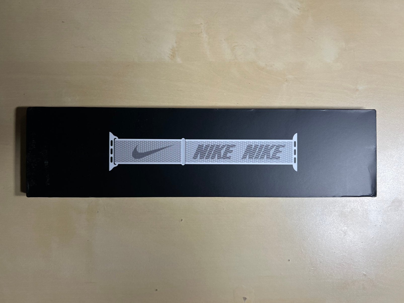Apple Watch Nike Sport Loop (41mm & 44mm) - Nieuw & Gebruikt, Handtassen en Accessoires, Snelheid, Wit, IOS, Nieuw