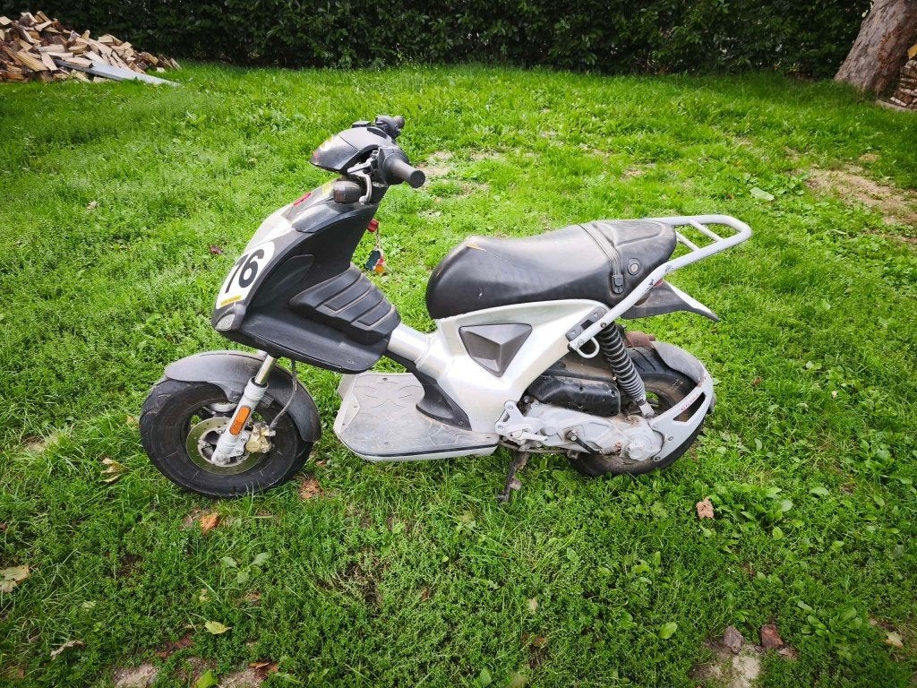 Trottinette Gilera Classe B, 49 cm³, Classe B (45 km/h), Enlèvement, Utilisé