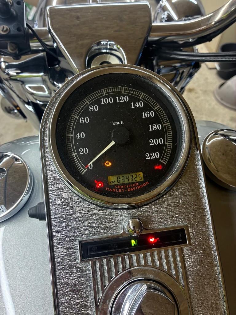 Harley Davidson road king (2004), Motoren, Motoren | Harley-Davidson, 2 cilinders, 1449 cc, Particulier, Meer dan 35 kW