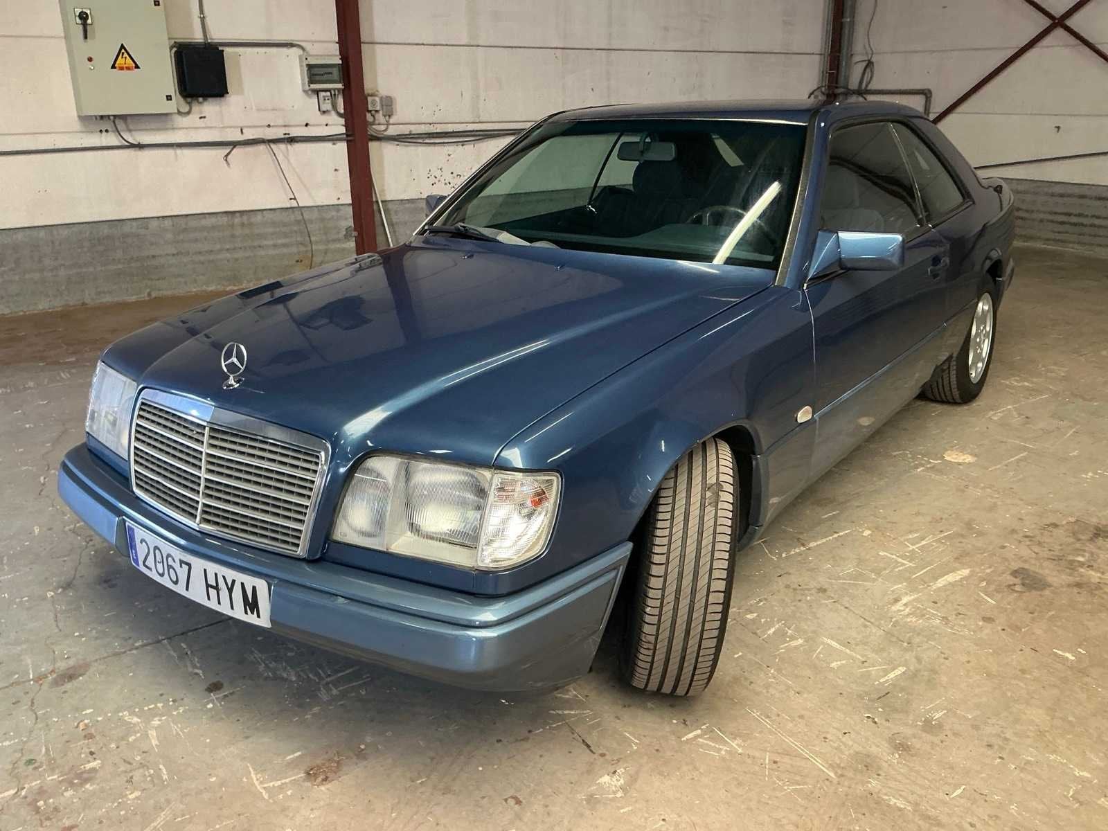 1996 Mercedes-Benz 300 CE Oldtimer, Auto's, Mercedes-Benz, Bedrijf, Overige carrosserie, Te koop