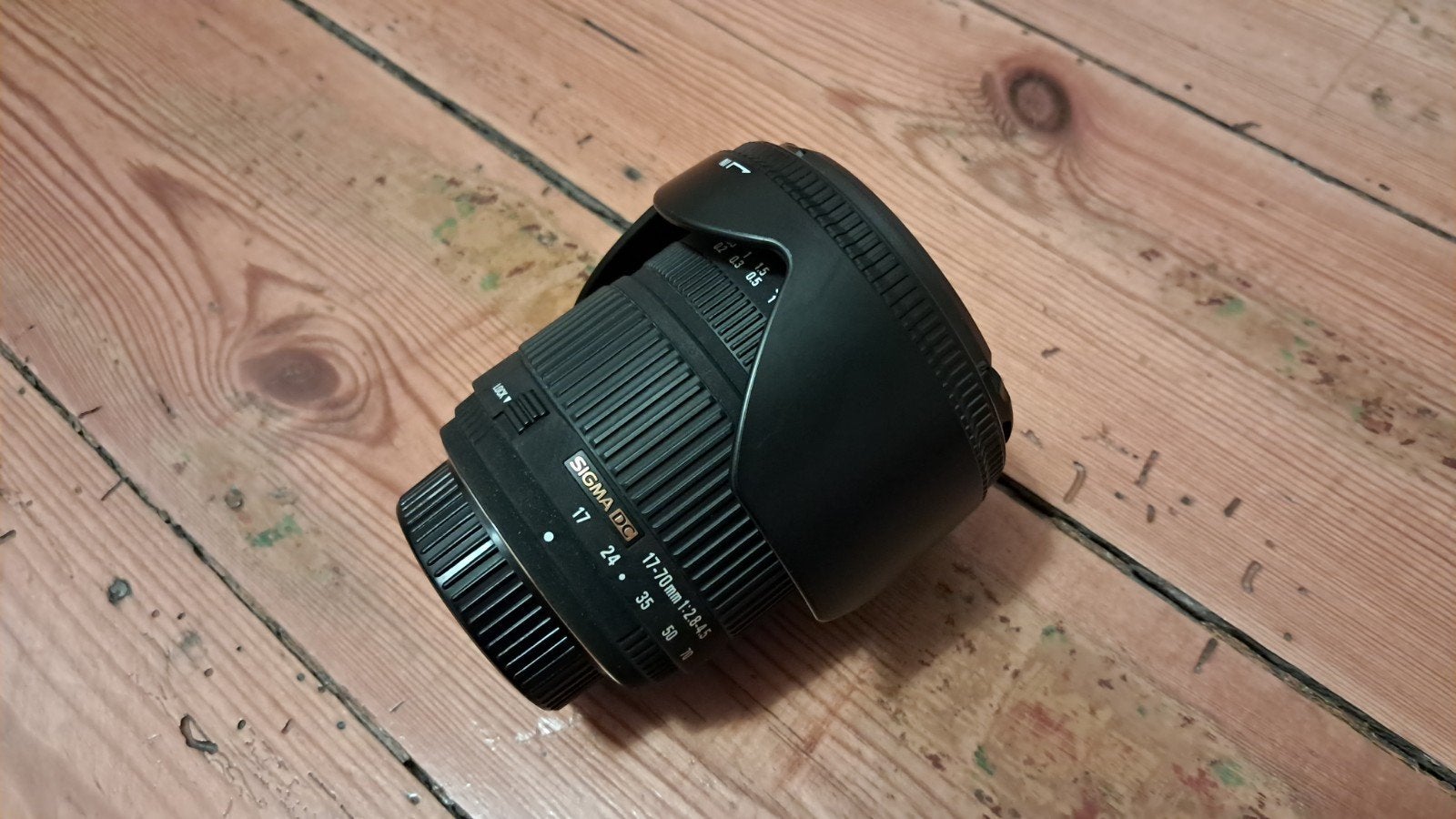 Sigma DC 17-70mm f/2.8-4.5 Macro voor Nikon F, Ophalen of Verzenden, Zo goed als nieuw, Macrolens, Zoom