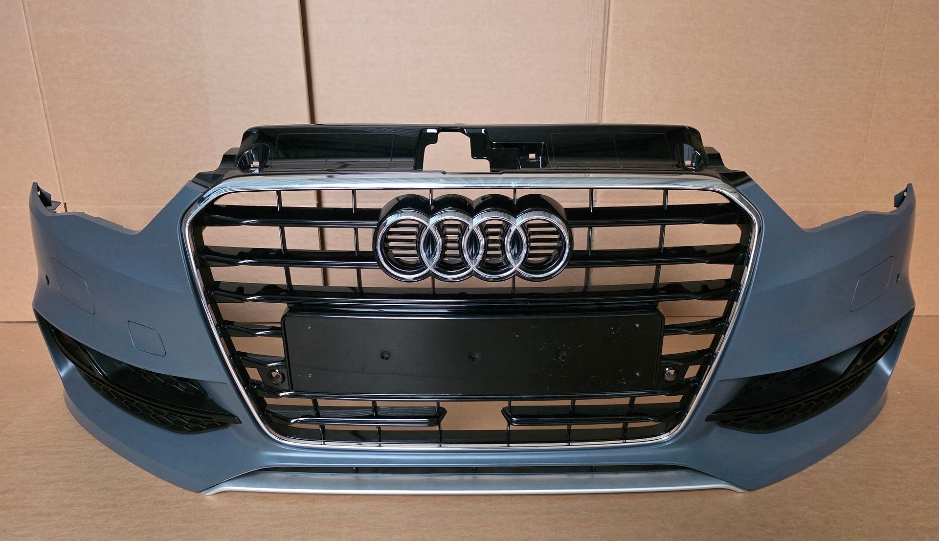 Voorbumper Audi A3 8V S-line Sedan Limousine 8V5807065G, Auto-onderdelen, Gebruikt, -, Voor, Ophalen of Verzenden