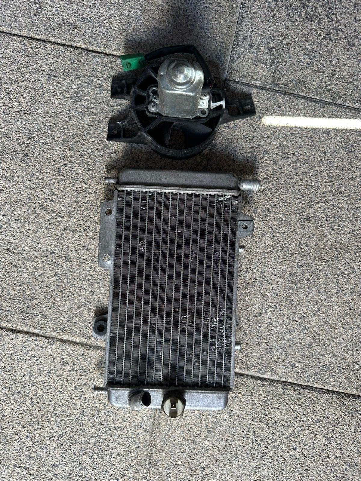 Runner 125-180 radiator met ventilator, Enlèvement, Utilisé
