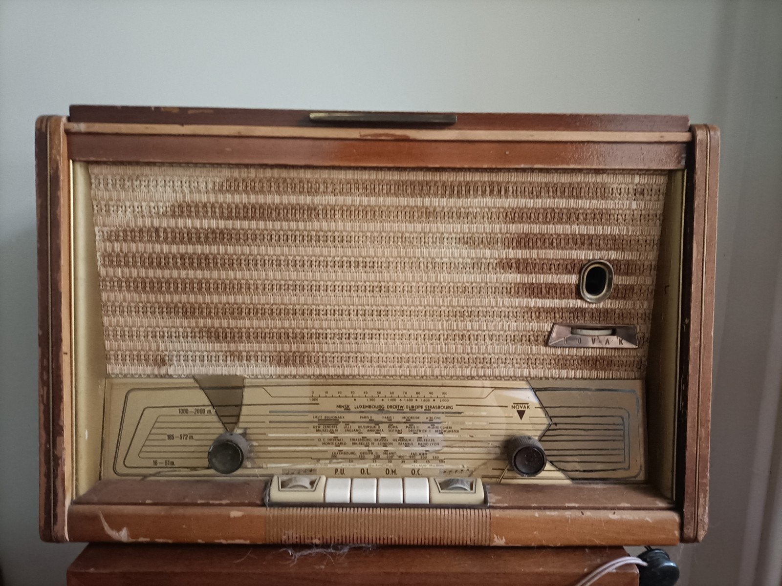 Novak vintage radio platenspeler type 682, Enlèvement, Radio