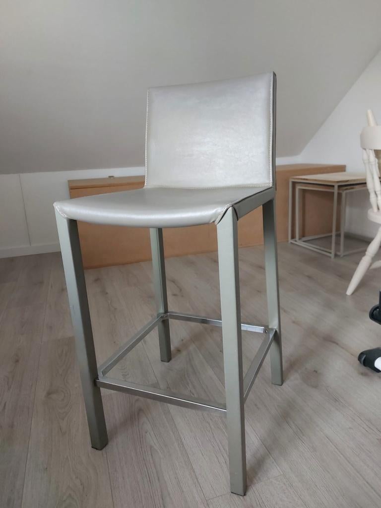 4 hoge krukken gratis, Huis en Inrichting, Barkrukken, Ophalen, Gebruikt, 60 tot 90 cm, Leer