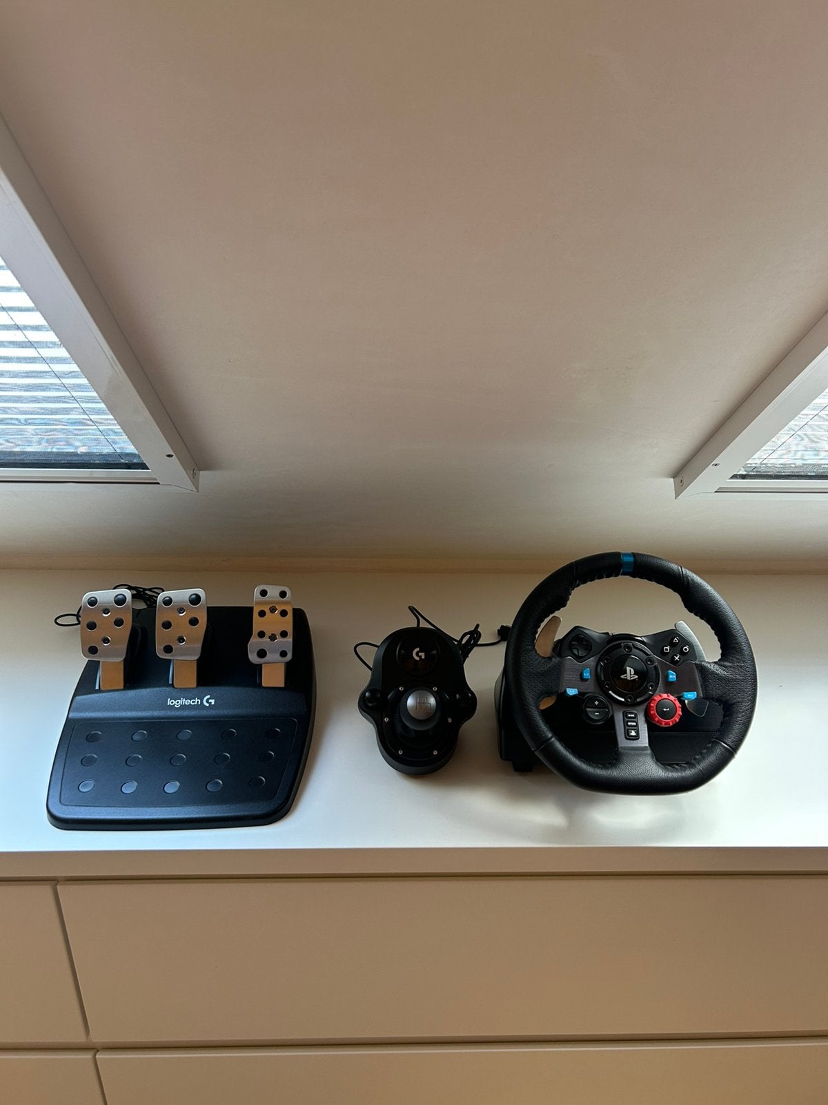 Logitech G29 stuur + pedalen + shifter, Games en Spelcomputers, Games | Sony PlayStation 4, Ophalen, Zo goed als nieuw
