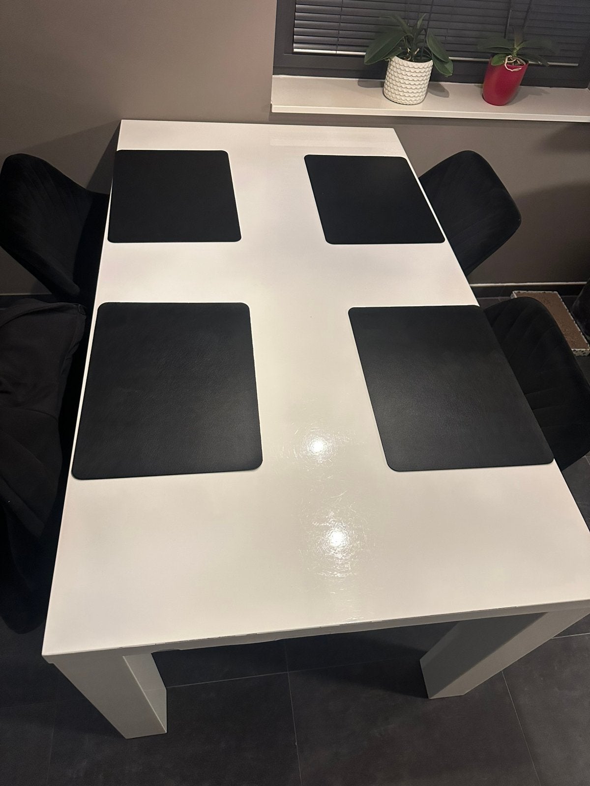 Eettafel - moet weg, Ophalen, Gebruikt