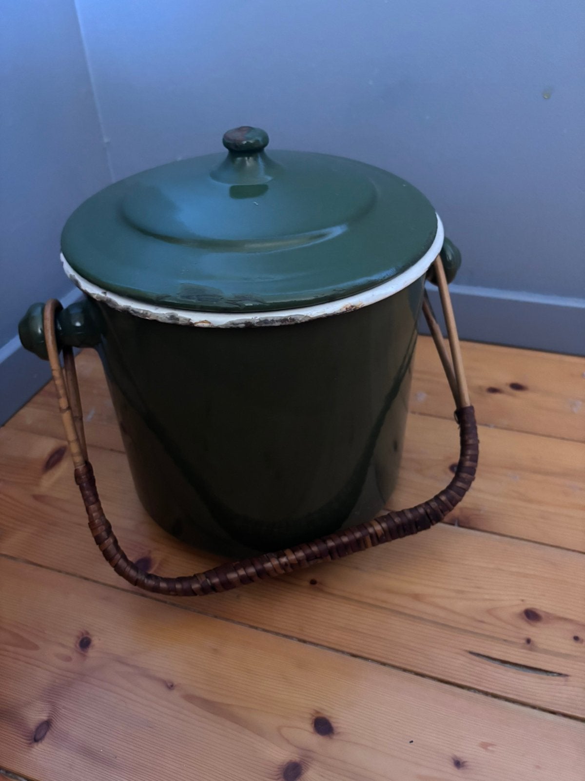 Vintage groene emaille emmer, Ophalen, Gebruikt