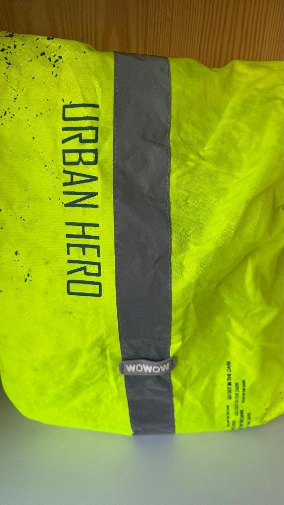Housse de sac Wowow Urban Hero |Réfléchissante & imperméable, Vêtements d'extérieur, Wowow, Comme neuf, L