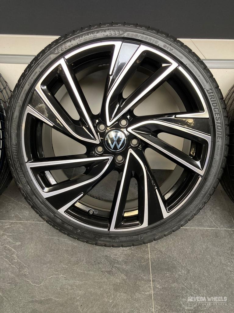 19” originele Volkswagen Golf R ‘Adelaide’ velgen + banden, Auto-onderdelen, 19 inch, Gebruikt, -, -
