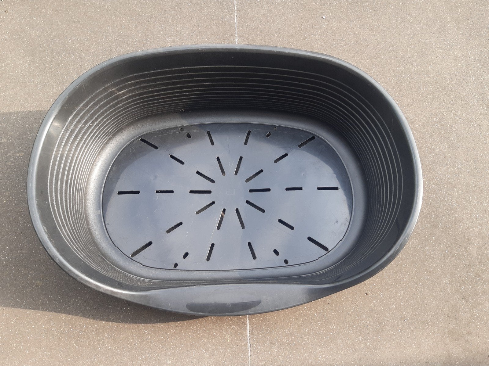 plastieken hondenmand, Ophalen