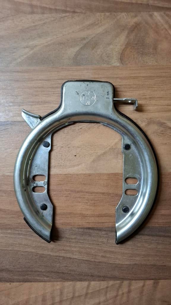 Renren oude ringslot, Fietsen en Brommers, Ophalen
