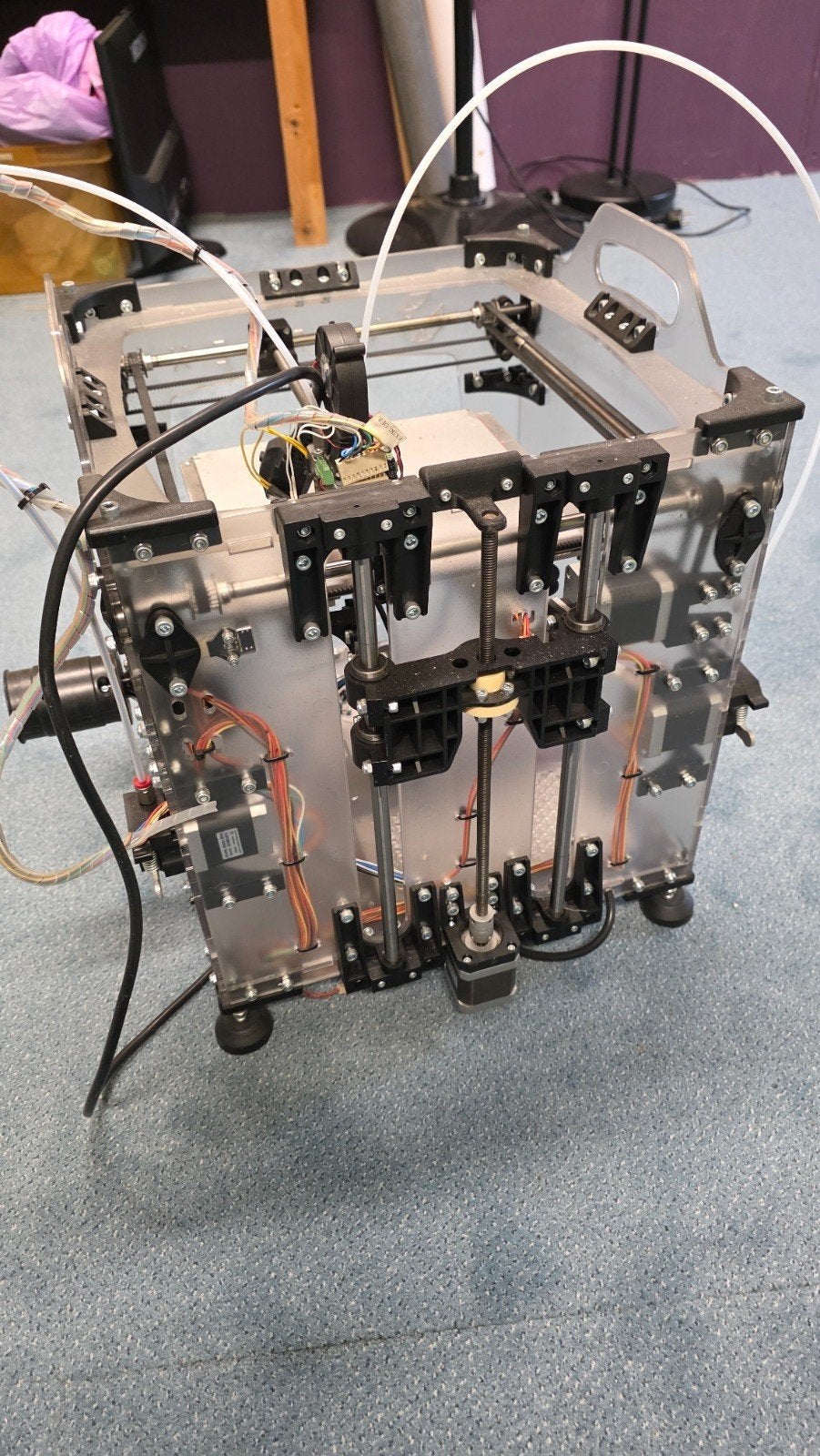 Velleman vertex voor onderdelen, enkel defect moederbord., Ophalen