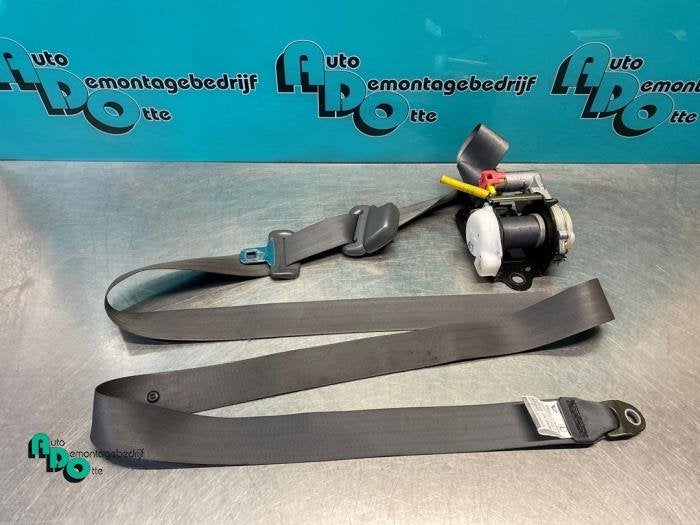 Ceinture de sécurité avant gauche d'un Daihatsu Young RV (, Daihatsu, -, 3 mois de garantie, Utilisé
