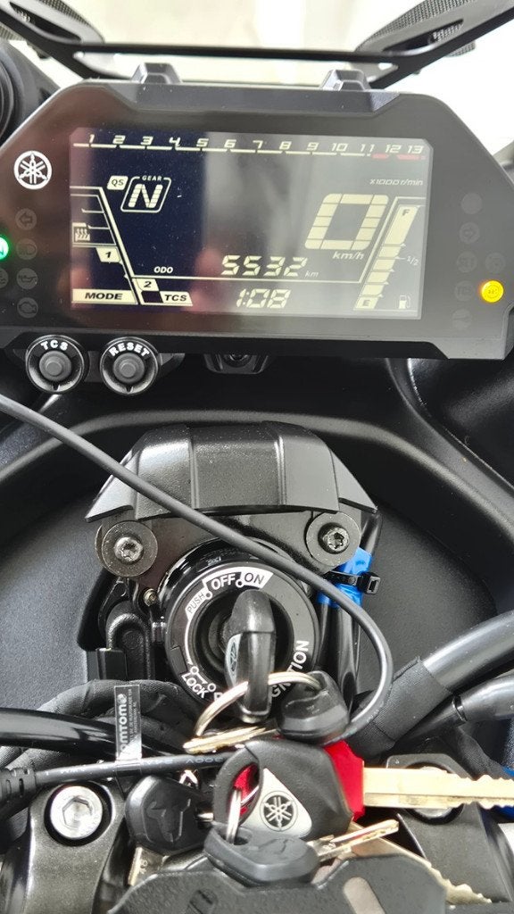 Yamaha Niken GT BTW 84kW  5500KM Koffers @motomobilia, Motoren, Occasion, Motorrijbewijs A, Bedrijf, 3 cilinders