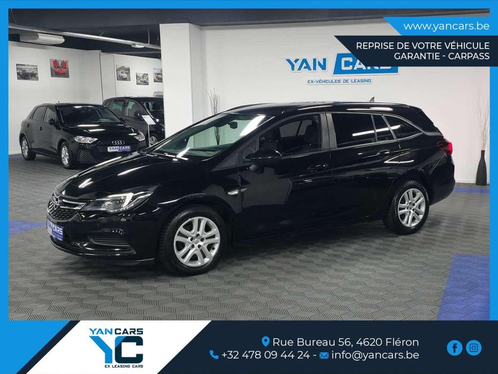Opel Astra SPORTS TOURER • ATTELAGE • NAVI • CARPLAY, Auto's, Opel, Stof, Gebruikt, Euro 6, Bedrijf