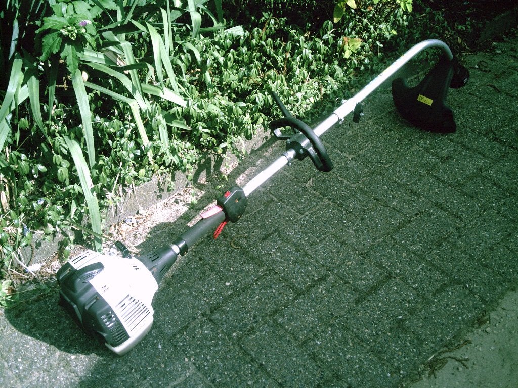Trimmer benzine, Tuin en Terras, Ophalen, Gebruikt, 10 tot 30 cm, Alko