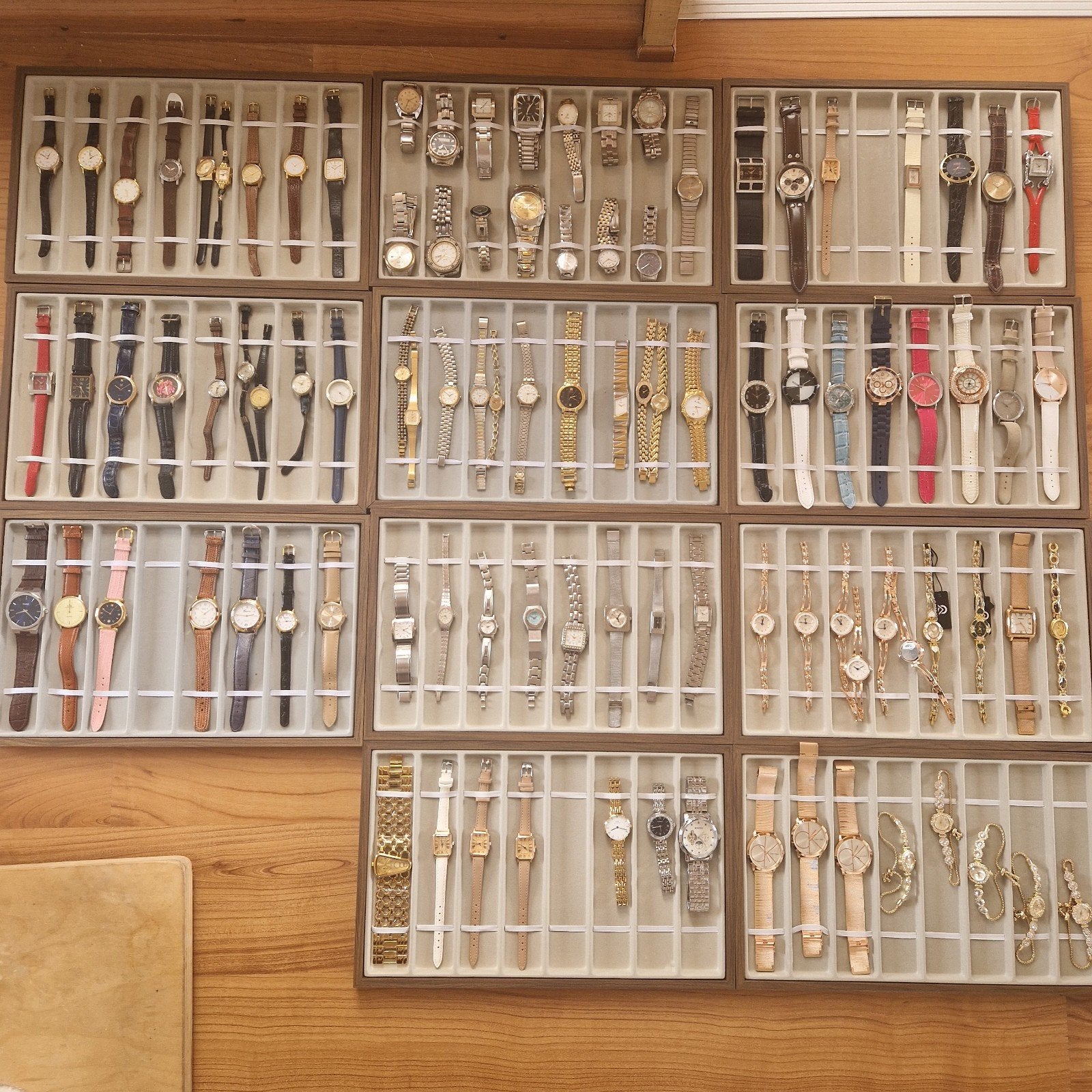 Partij horloges te koop, Collections, Dés à coudre, Enlèvement ou Envoi