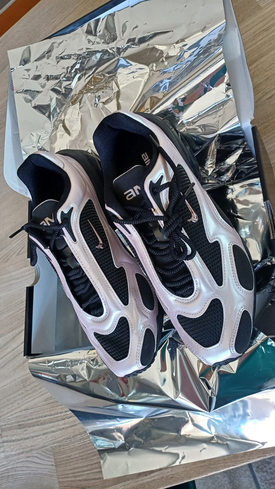 NOUVEAU ! Nike Air Max Muse - Rose perle/Noir - Taille 40, Neuf, Enlèvement ou Envoi, Rose, Sneakers et Baskets