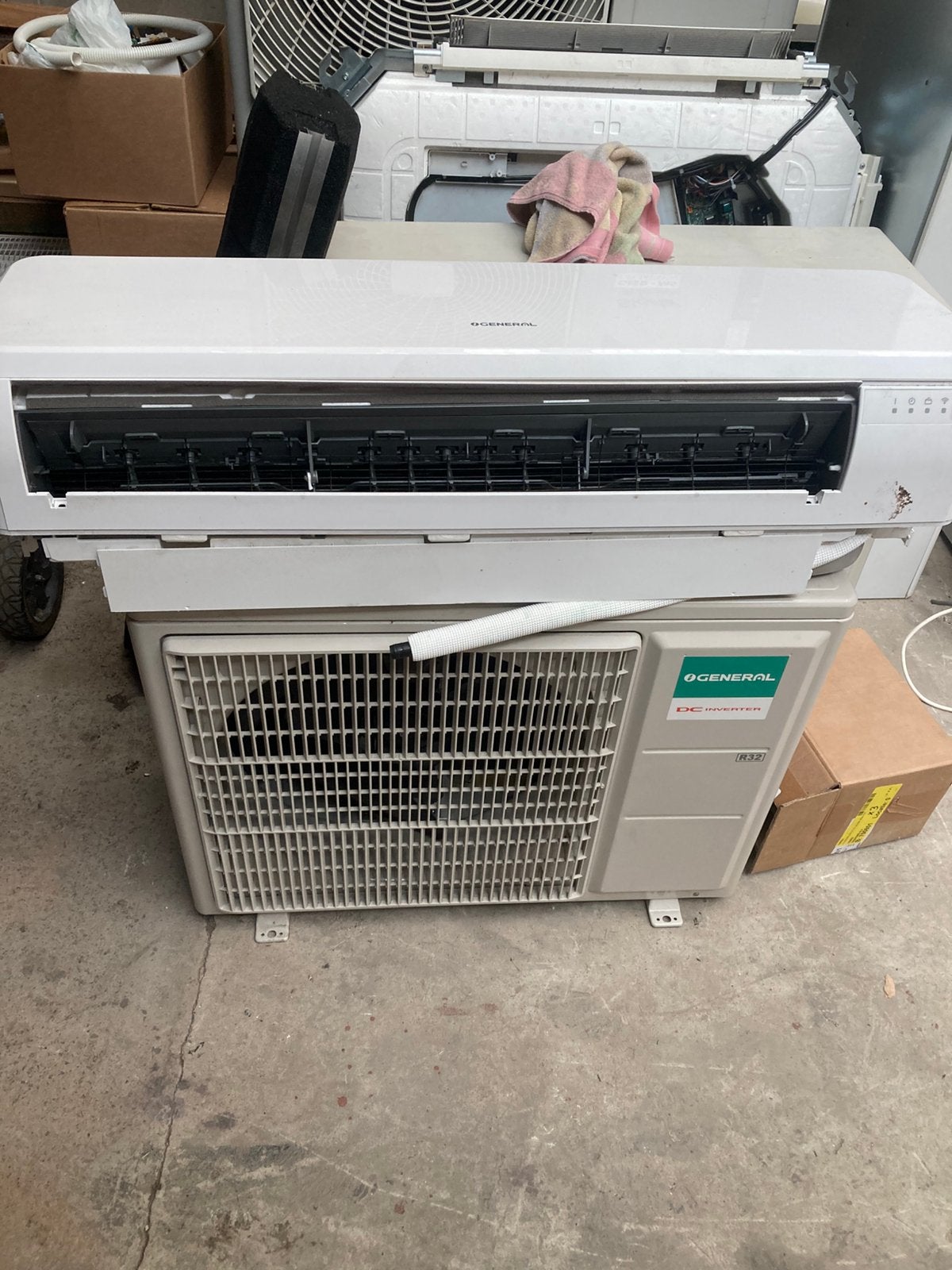 Airco general voor onderdelen of zelf proper maken, Ophalen, Zo goed als nieuw