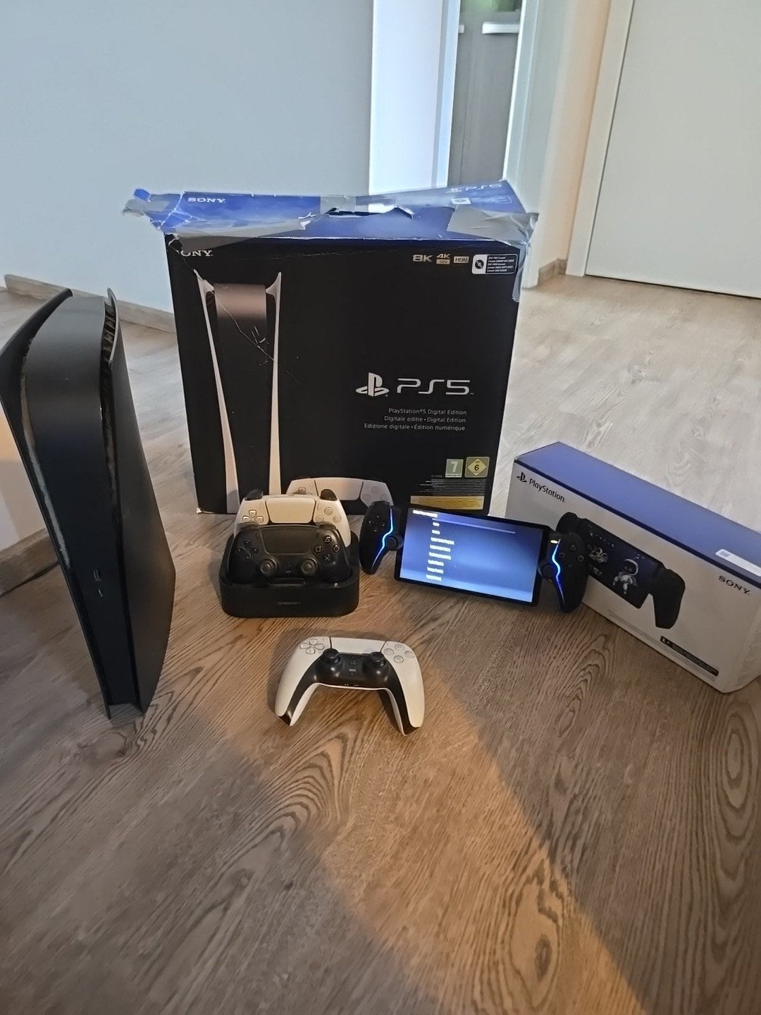 PlayStation 5 Digital Edition + ps portal + 3 controller, Ophalen, Playstation 5