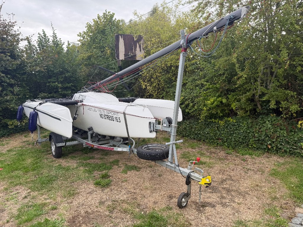 A VENDRE : Trimaran ASTUS 16.5 - Version SPORT, Sports nautiques & Bateaux, Autovideur, Autres types, Enlèvement, Utilisé