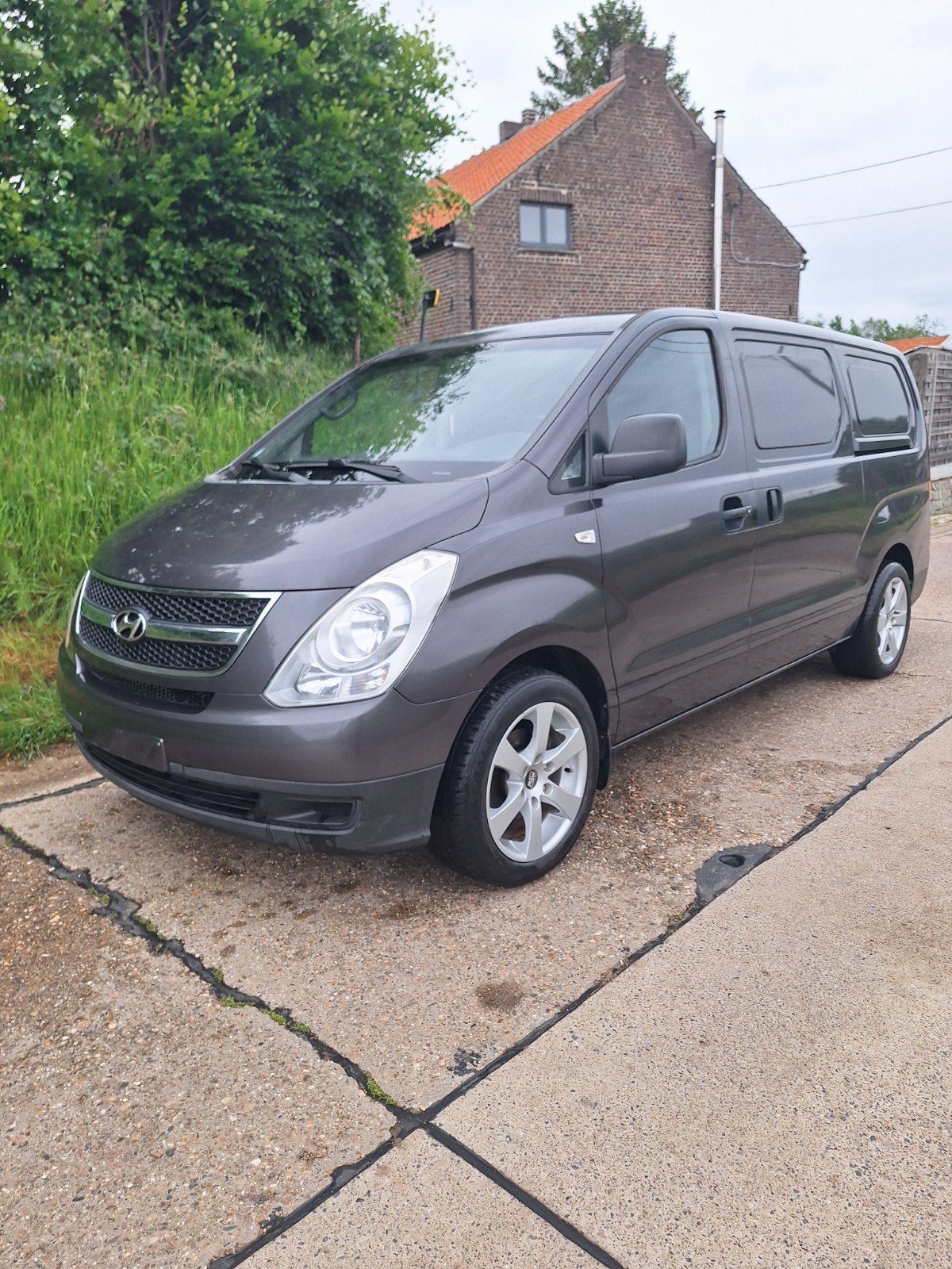 Hyundai h1 lichte vracht 3pl gekeurd, Auto's, Bestelwagens en Lichte vracht, Particulier, ABS, Airbags, Airconditioning, Centrale vergrendeling