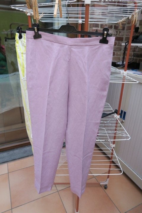 Broek lila linnen Antonelli mt 38 (it 42), Kleding | Dames, Broeken en Pantalons, Maat 38/40 (M), Paars, Ophalen of Verzenden