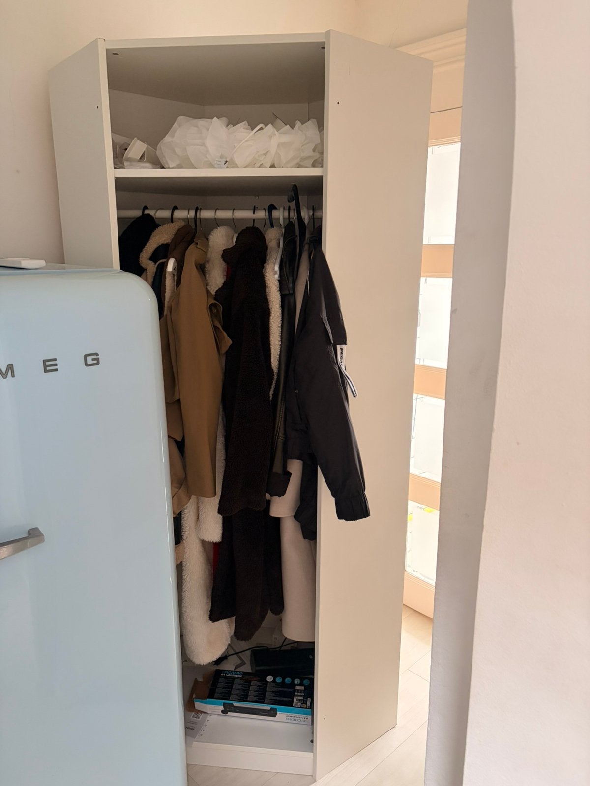Armoire d'angle IKEA 201 en hauteur, Enlèvement, Comme neuf